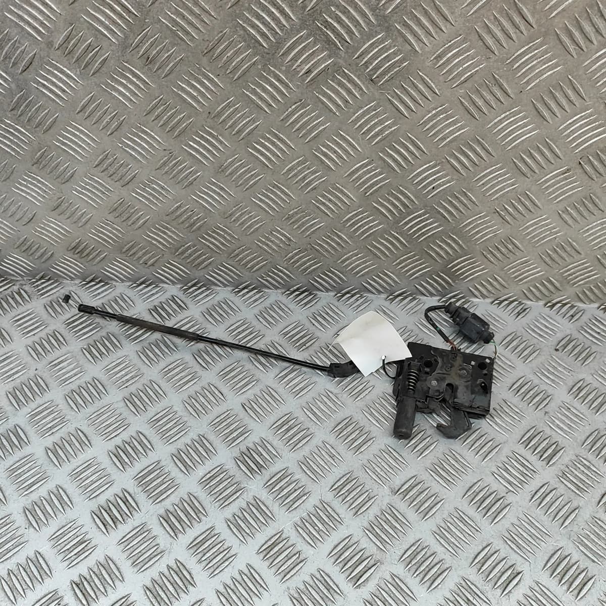 AUDI Q2 GA Bonnet Lock 81A823509A 1.5 Petrol 110kw 2020 30665591