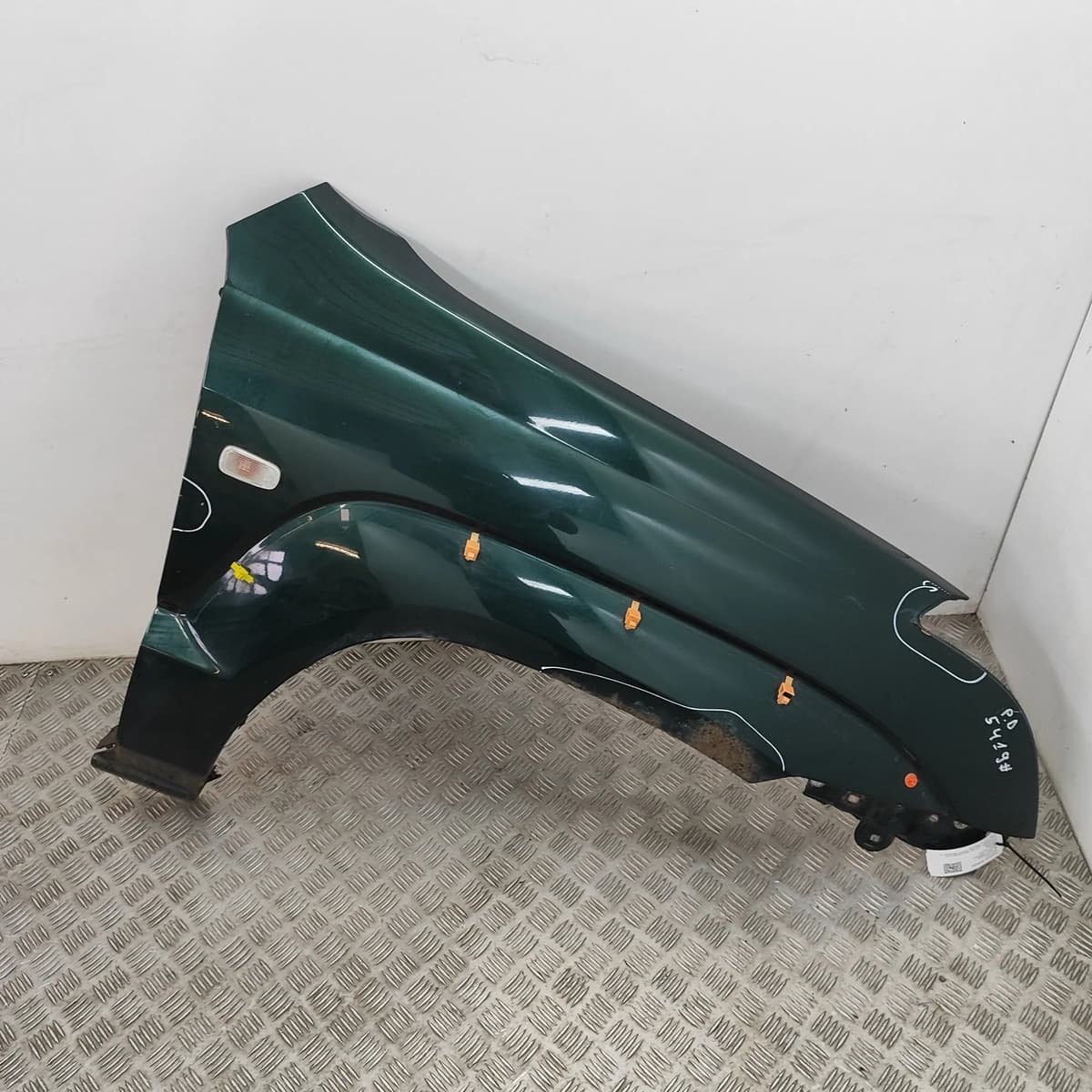 TOYOTA LAND CRUISER 120 J120 Front Right Fender 53801-60850 3.0 Diesel 30715452
