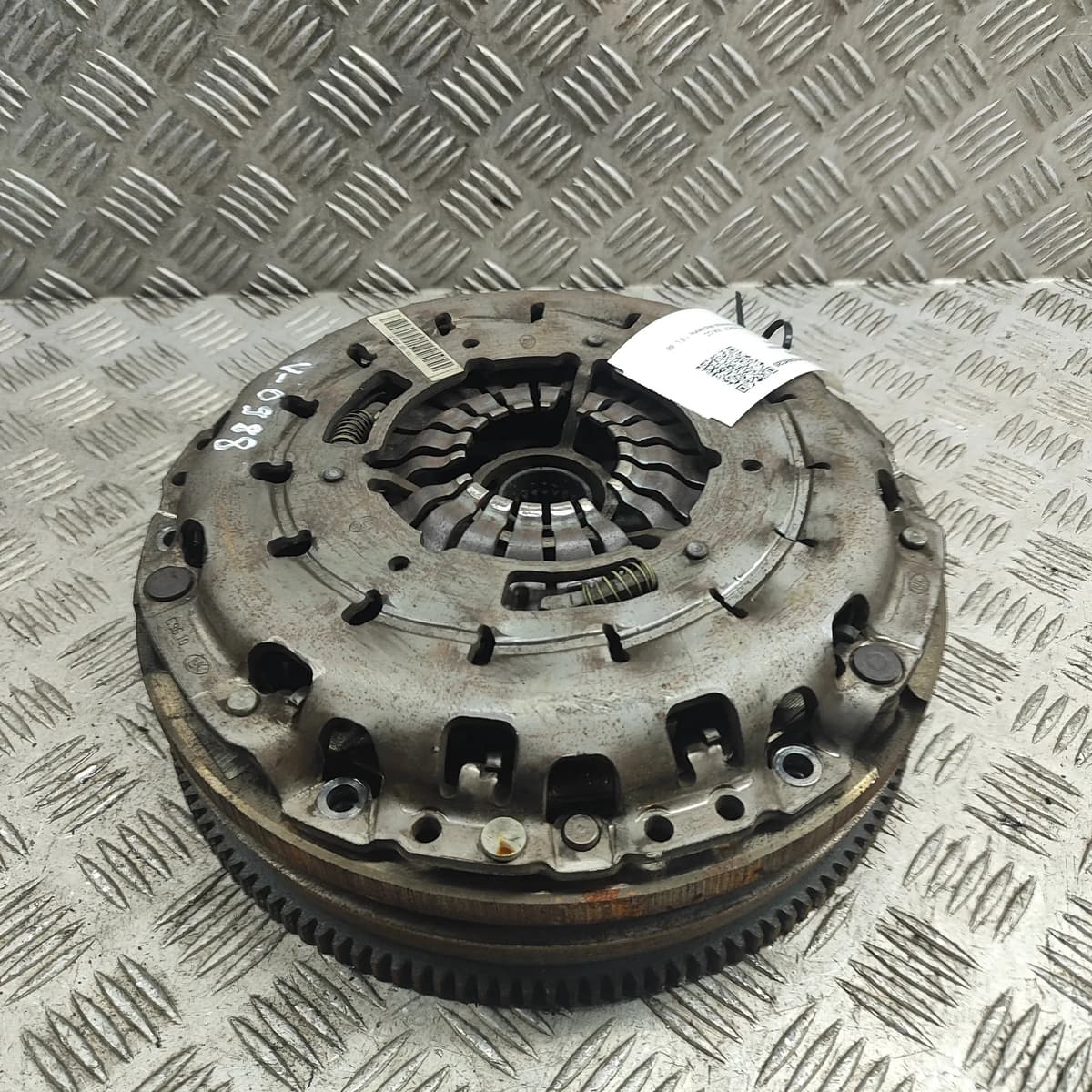 BMW 1 F20 Clutch Kit 7614327 1.6 Petrol 100kw 2012 30718565