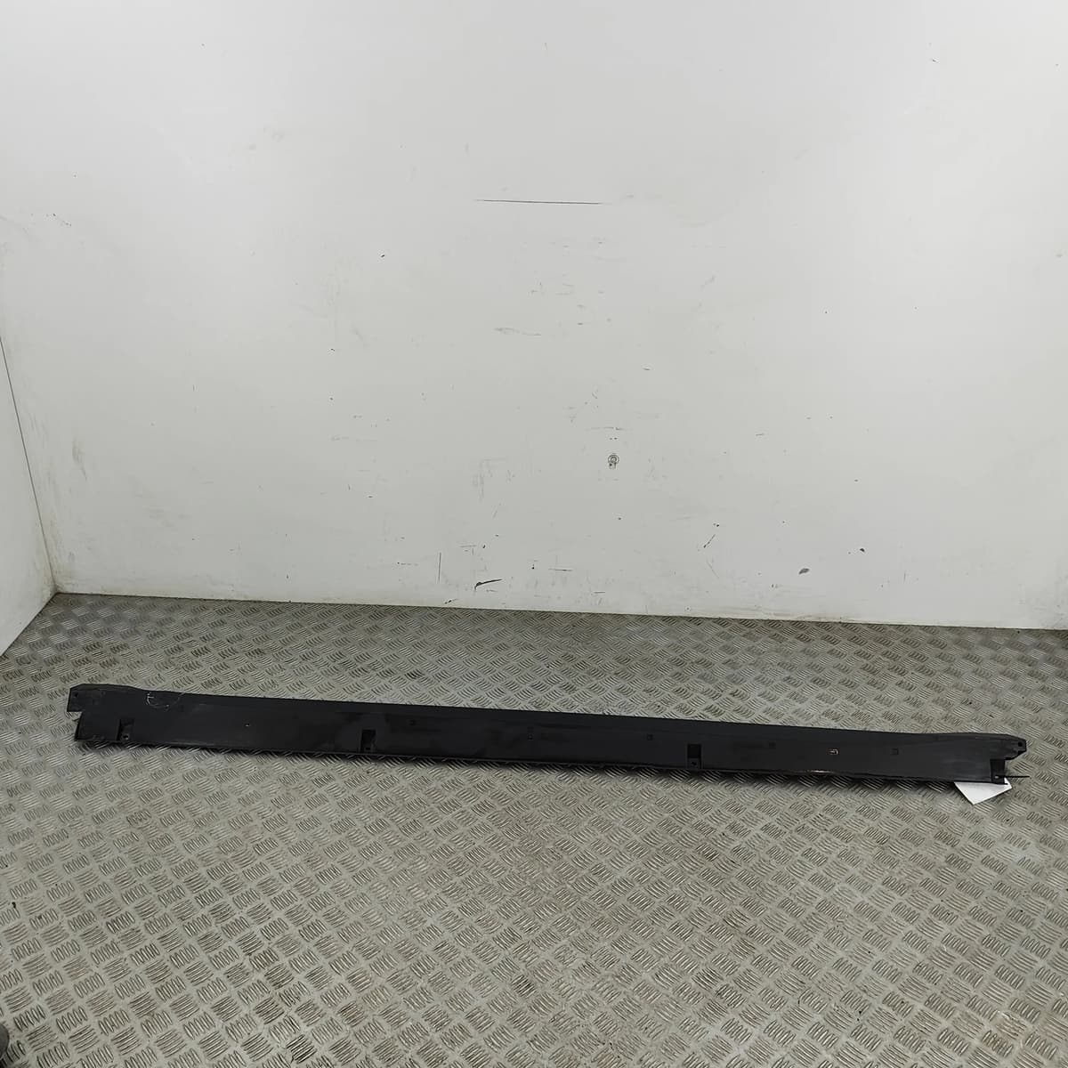 SKODA SKODA ENYAQ iV SUV 5AC, 5AZ Left Side Plastic Sideskirt Cover 30755321