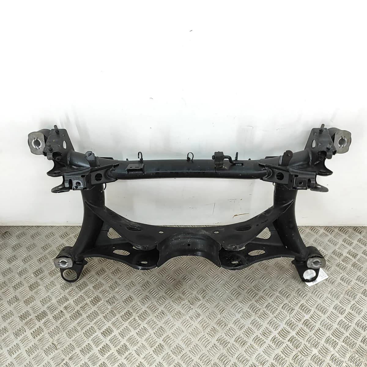 VOLVO XC40 536 Rear Subframe 32246360 2.0 Petrol / electricity 145kw 30759263