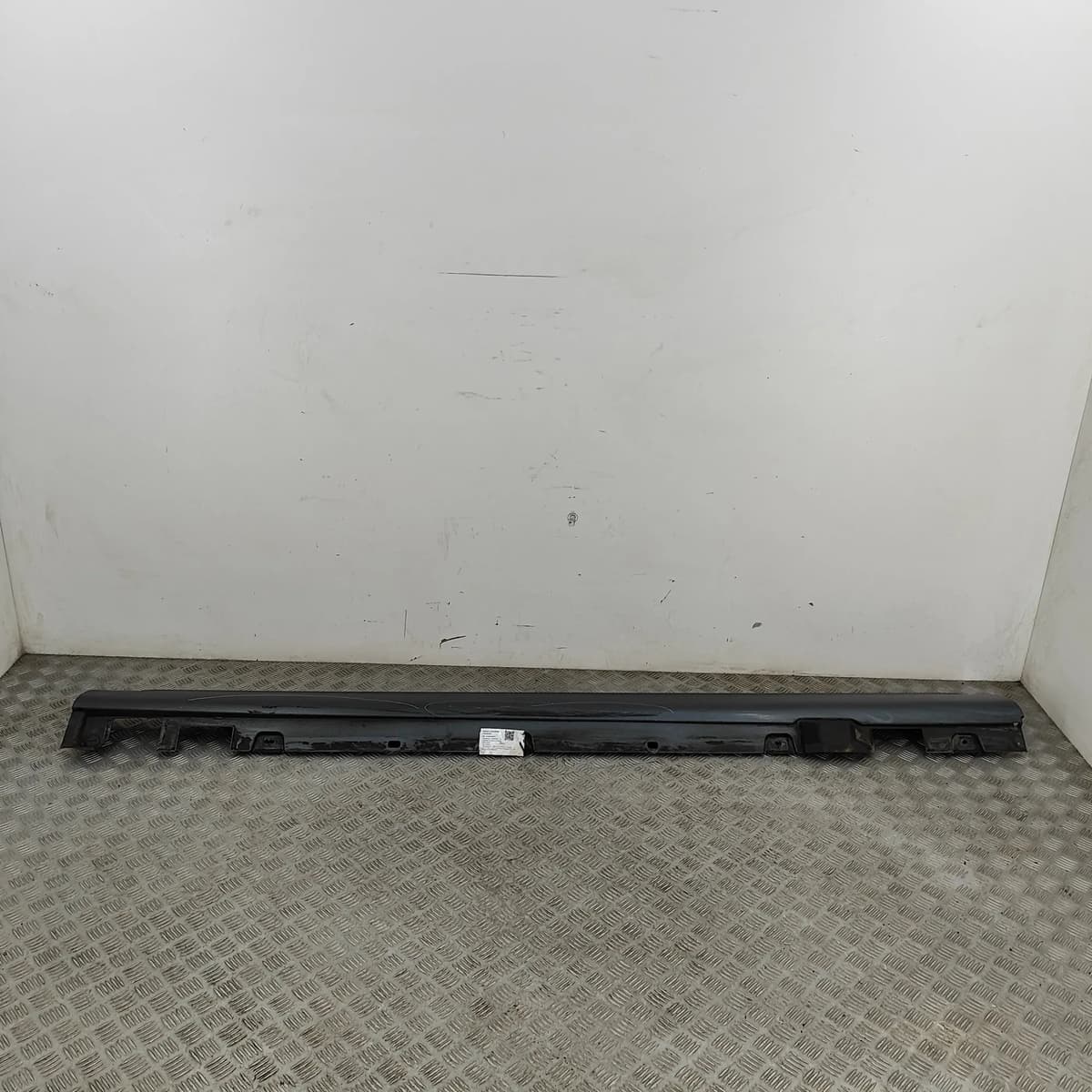 MERCEDES-BENZ E T-Model S213 Left Side Plastic Sideskirt Cover A2136900940