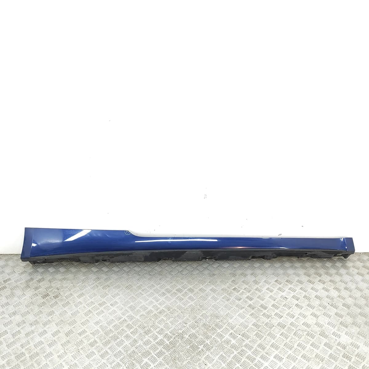 AUDI A5 F5 Right Side Plastic Sideskirt Cover 8W6853860A 2017 30772733