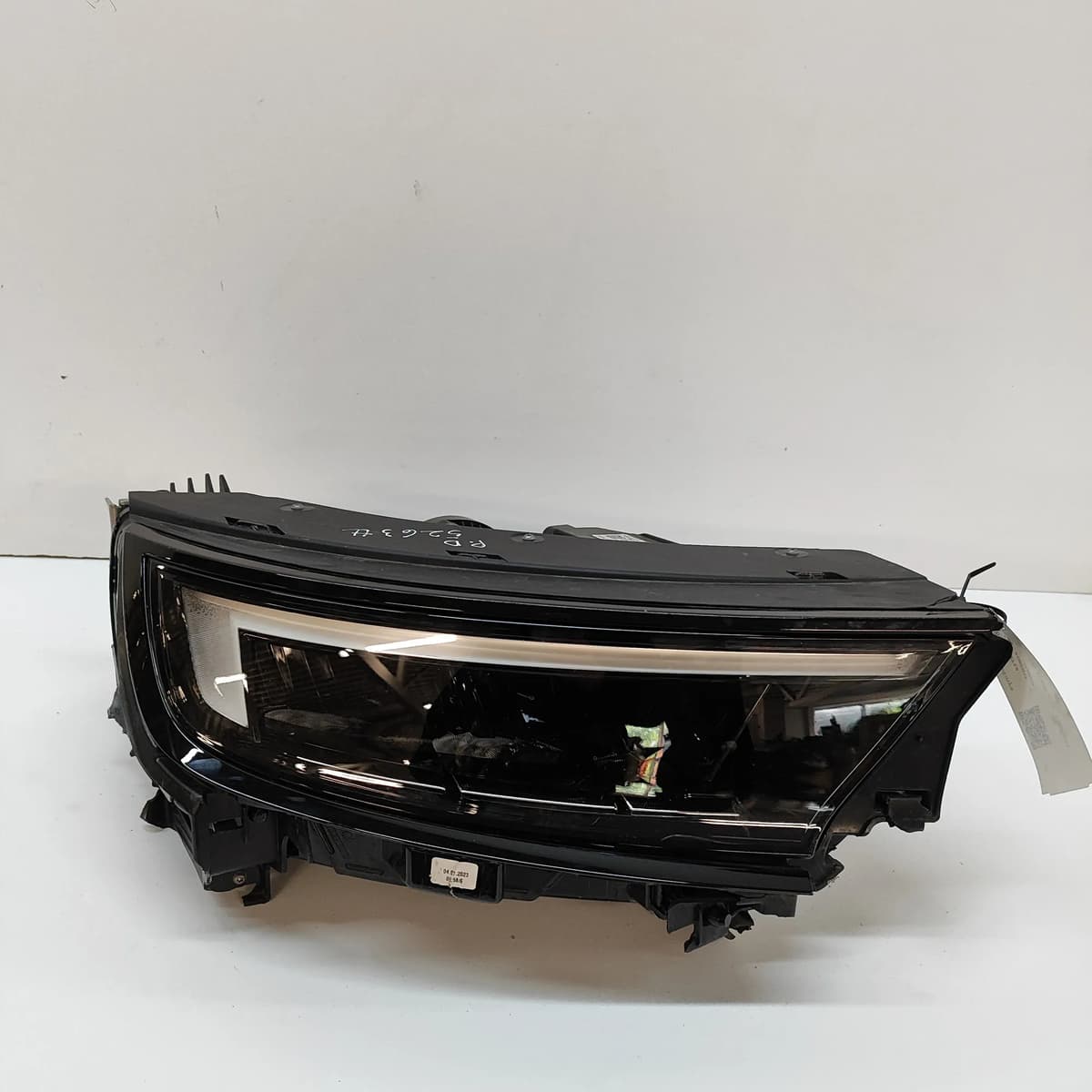 VAUXHALL MOKKA B Front Right Headlight RHD 9847939380 2024 30809714
