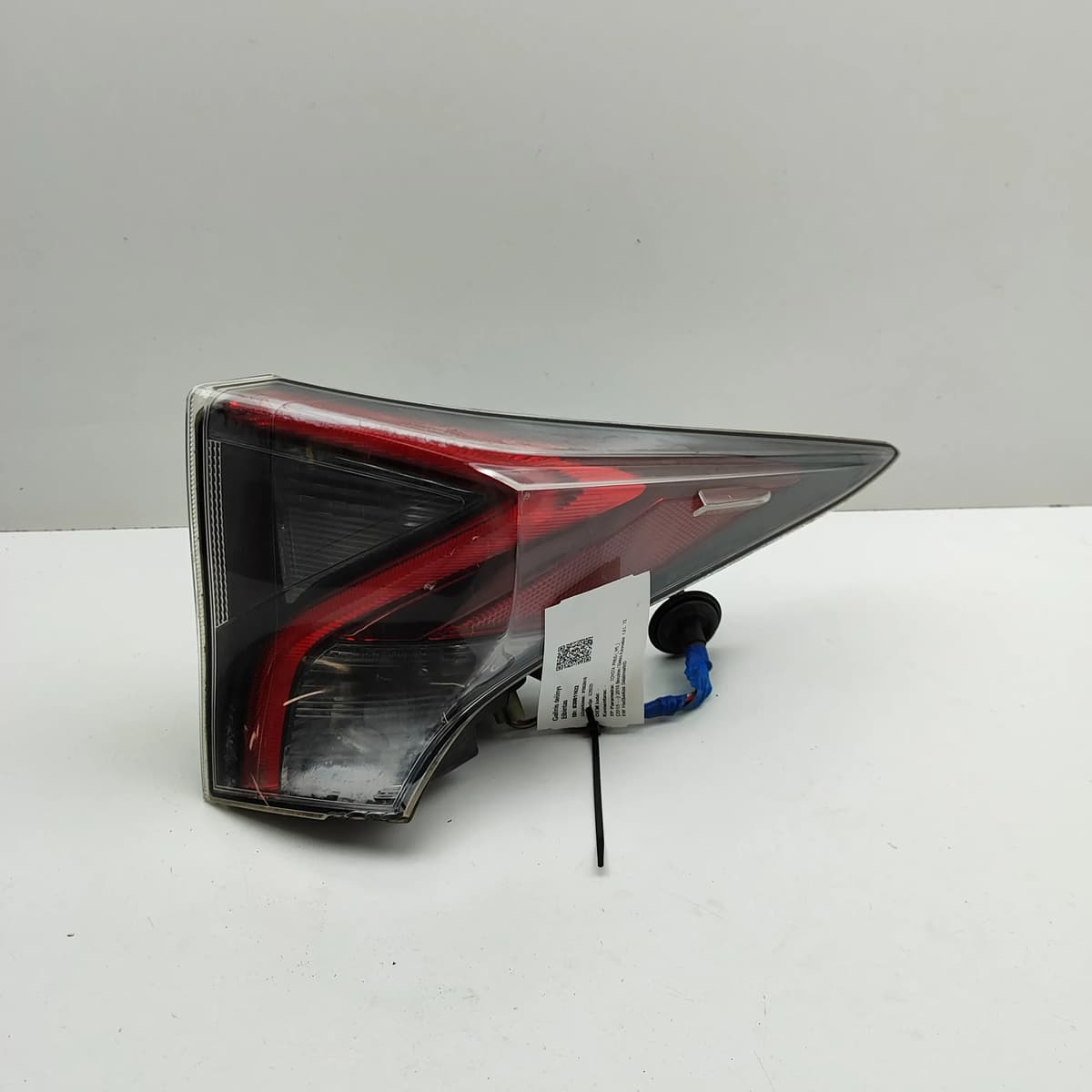 TOYOTA PRIUS W5 Rear Right Tail Light  81550-47280-C 30811622