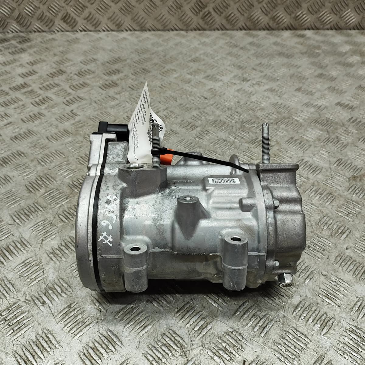 Ford Kuga C482 Air Condition A/C Pump PZ1A-19D623-DA 2.5 30977283 140KW