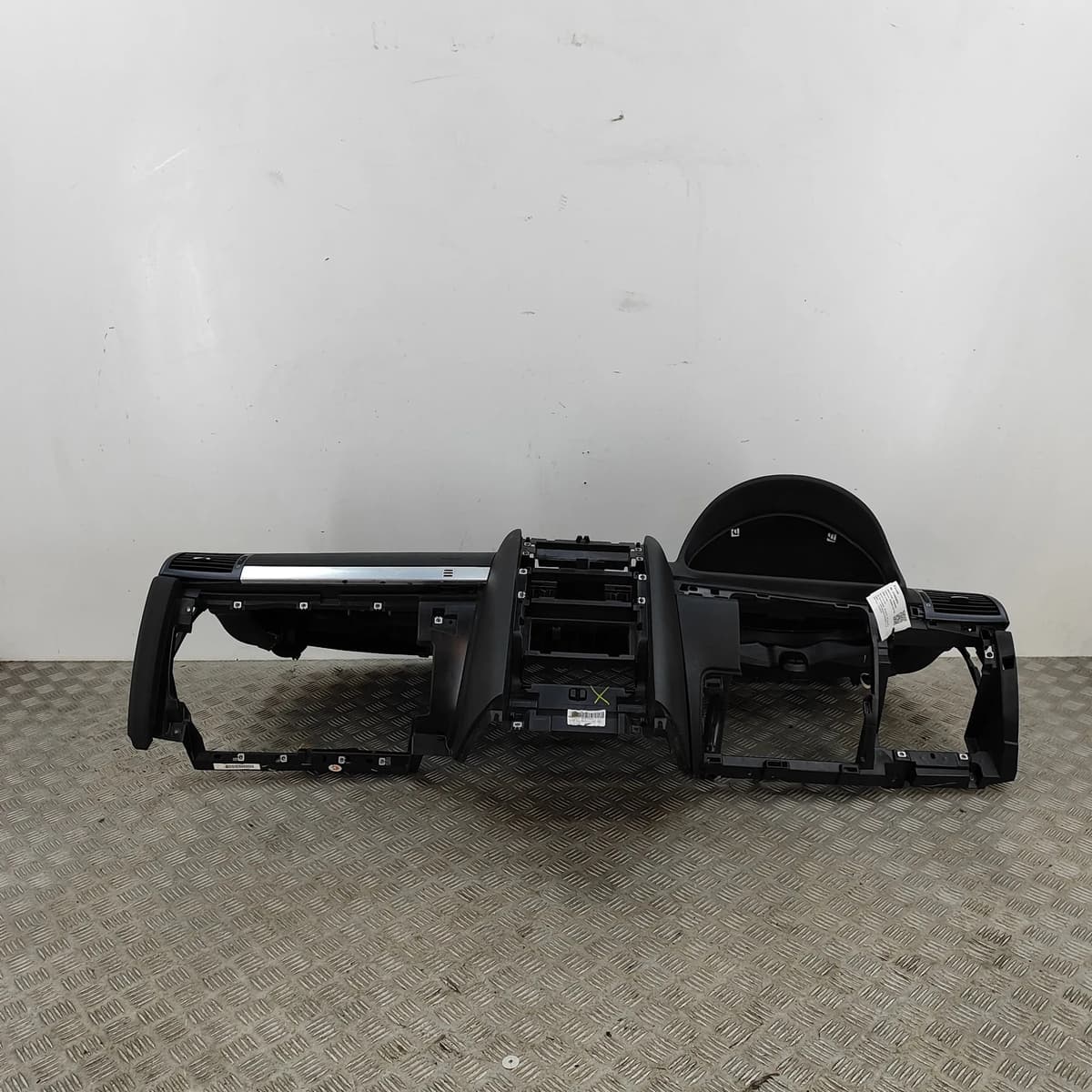 PEUGEOT 407 Coupe 6C Dashboard RHD 2083ZD 3.0 Petrol 155kw 2006 31019275