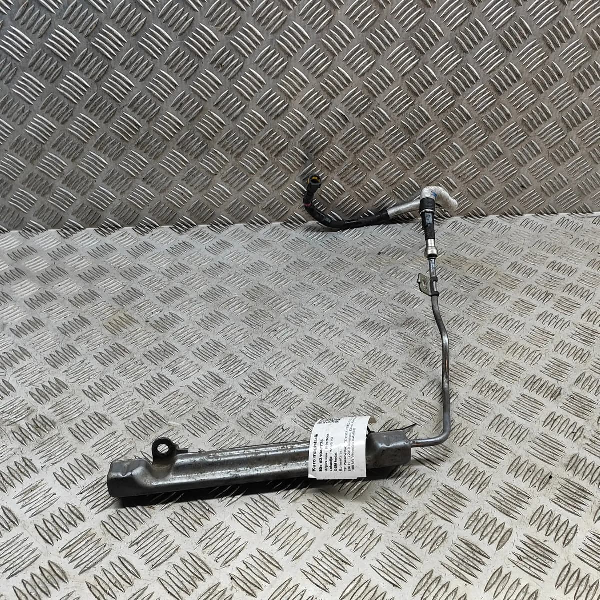 TOYOTA PRIUS PLUS XW40 Fuel Rail 23814-37061 1.8 Hybrid 100kW 2019 31047775