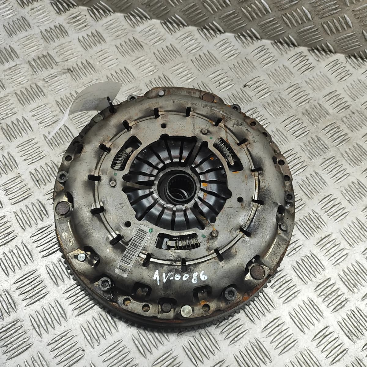 BMW 1 F20 Clutch Kit 761432702 1.5 Petrol 100kw 2019 31048214