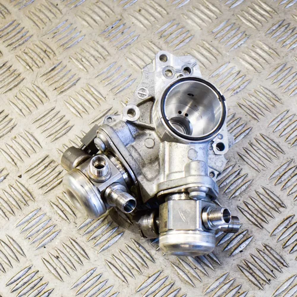 MERCEDES-BENZ S Coupe C217 Fuel Pump A2780700330 4.7 Petrol 335kw 2015 3109029