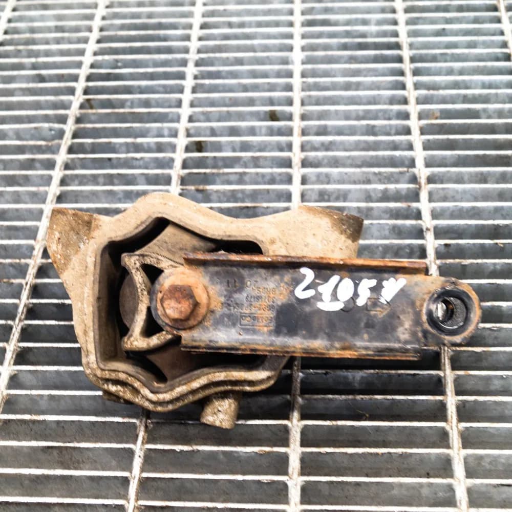 VOLVO XC60 MK1 Right Side Engine Mount 6G92-6P082-LB 2012 2.4 D 158 KW