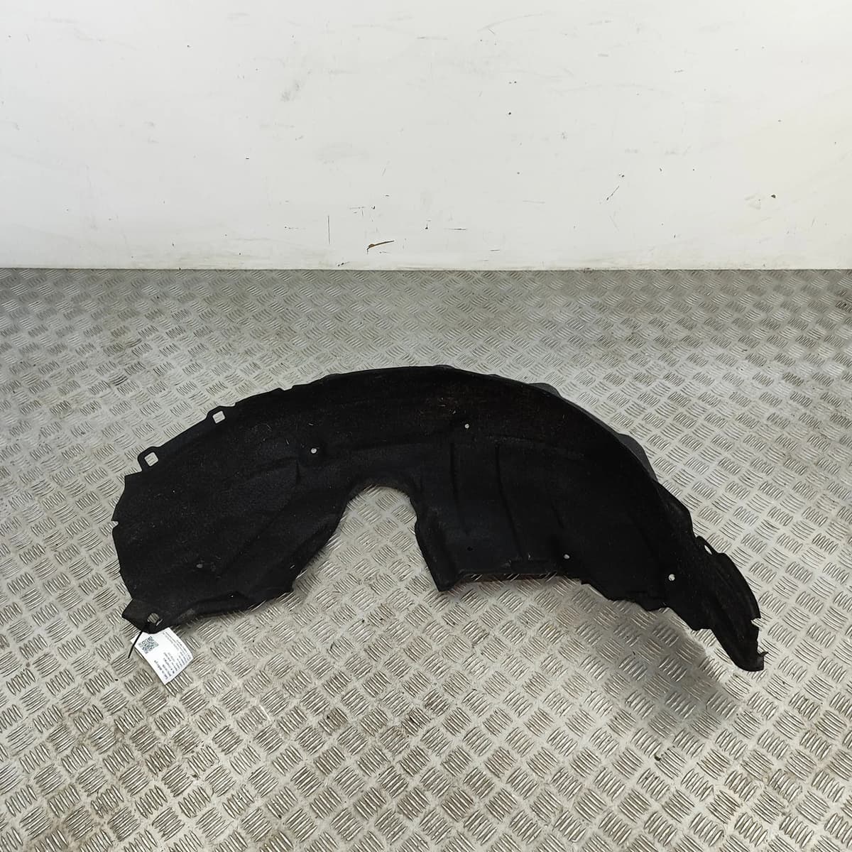 TOYOTA PRIUS PLUS W4 Rear Right Arch Liner 65637-47040 31147381
