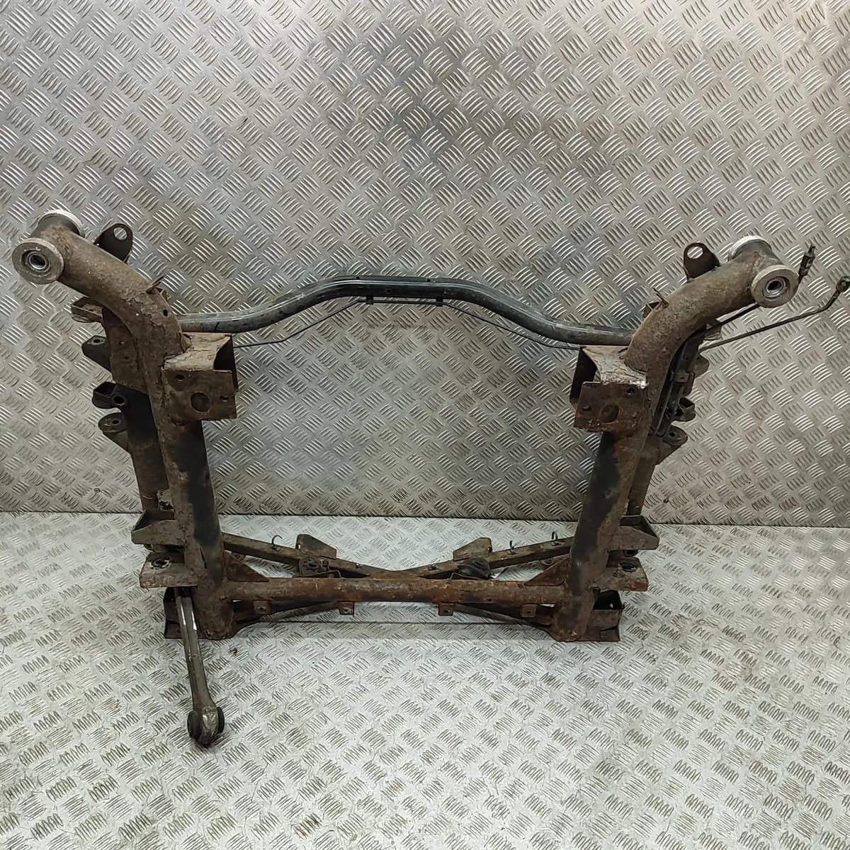 ASTON MARTIN VANTAGE Coupe V8 Rear Subframe BG33-5R003-AF 4.3 Petrol 283kW 2006