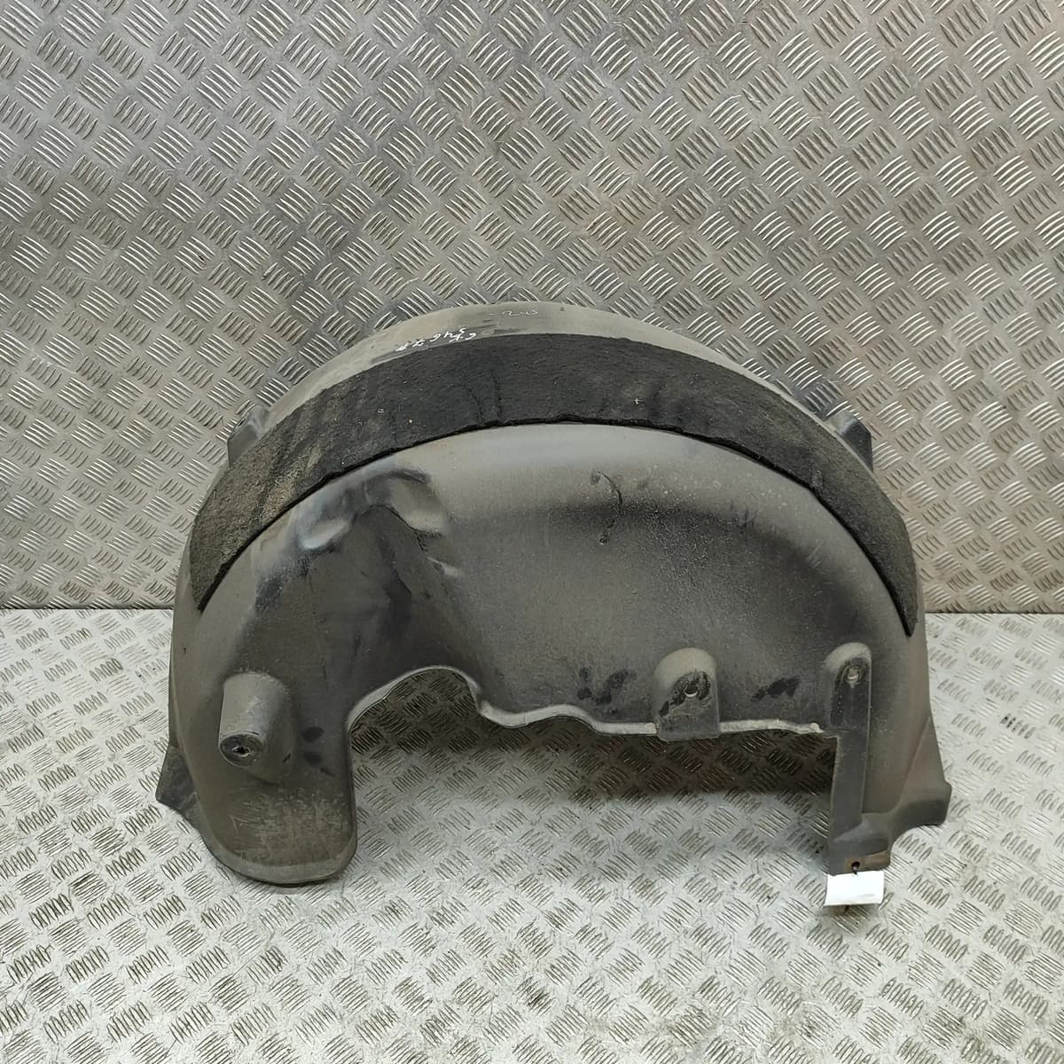 MERCEDES-BENZ GLE W166 Rear Left Arch Liner A1668841322 2.1 Diesel 150kW 2017