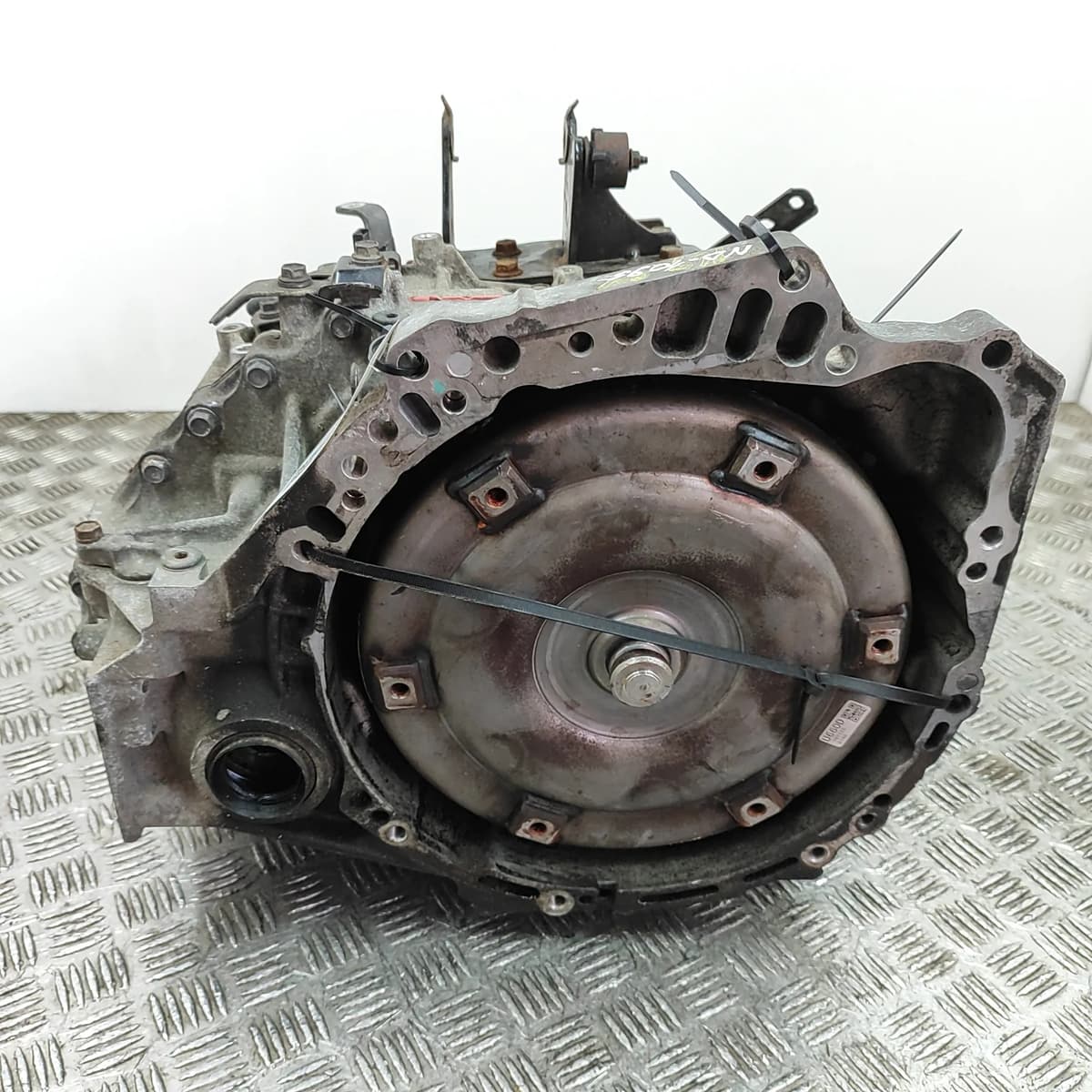 TOYOTA AVENSIS Sedan T27 Gearbox U66D 2.2 Diesel 110kw 2014 31159970