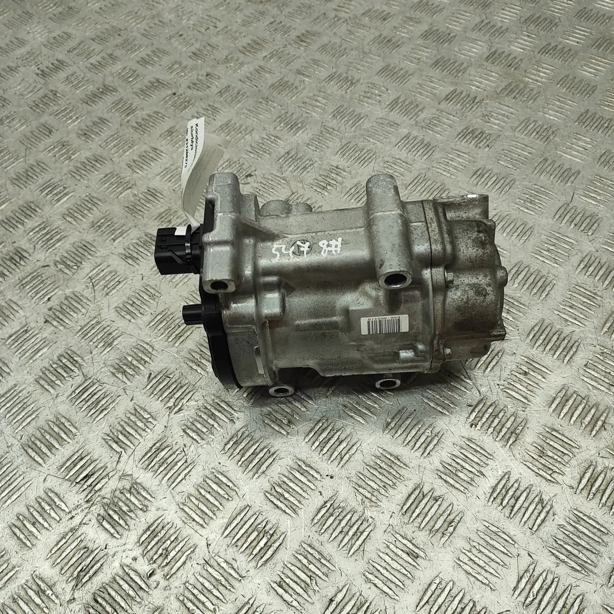 TOYOTA YARIS CROSS XP210 Air Condition A/C Pump 042400-0741 1.5 Hybrid 85kW 2021
