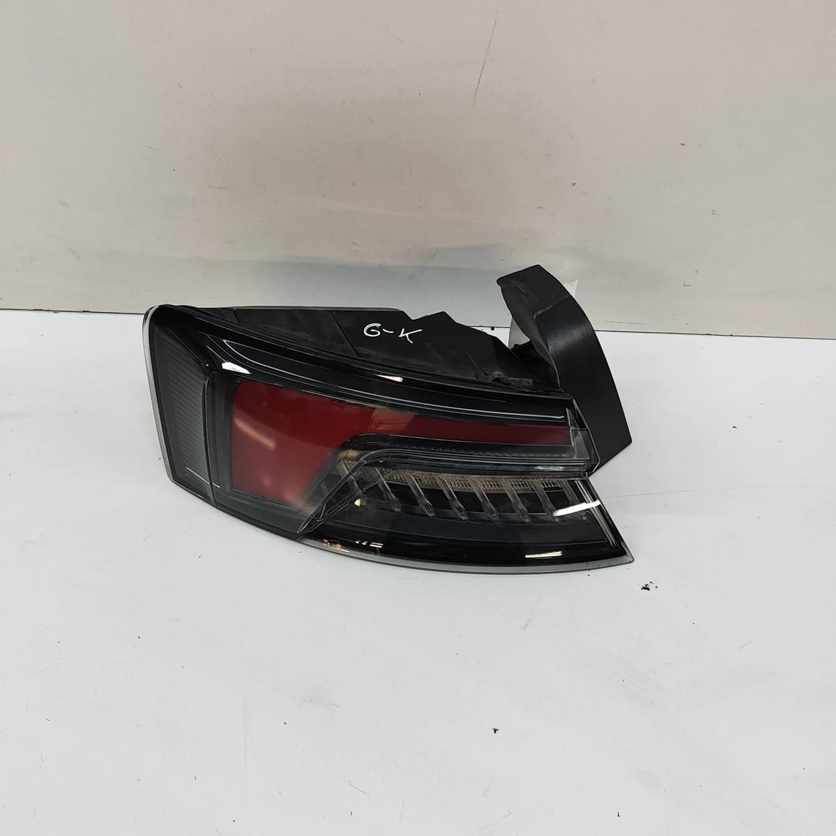 Audi S5 B9 Rear Left Tail Light 8W6052101 3.0 Petrol 260kw 2017 31222744