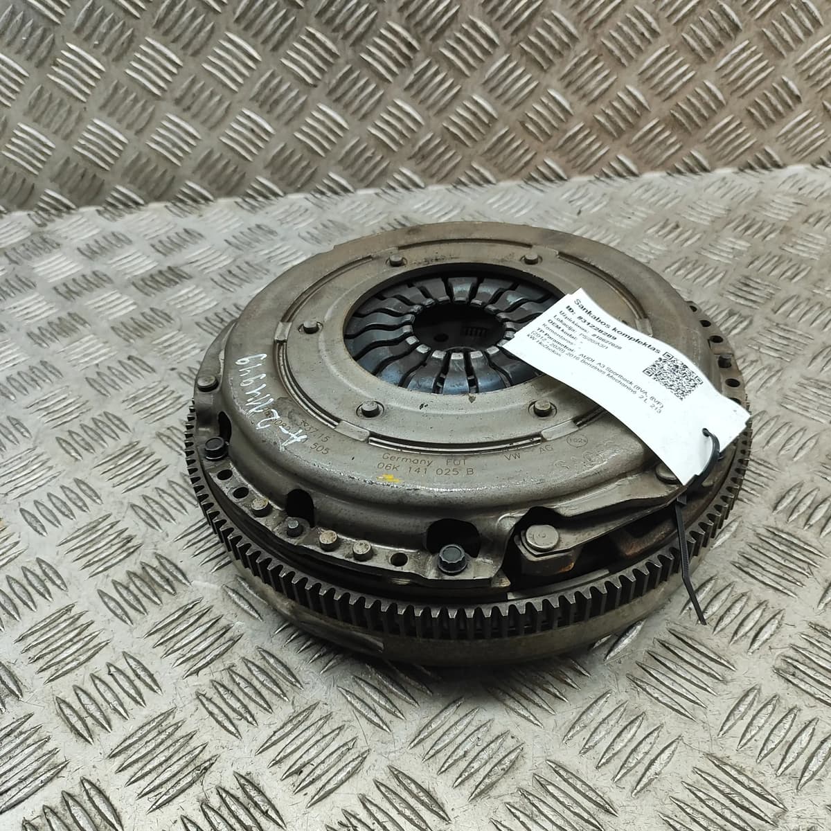 AUDI A3 Sportback 8VA, 8VF Clutch Kit 06K141031 2.0 Petrol 213kw 2016 31228289