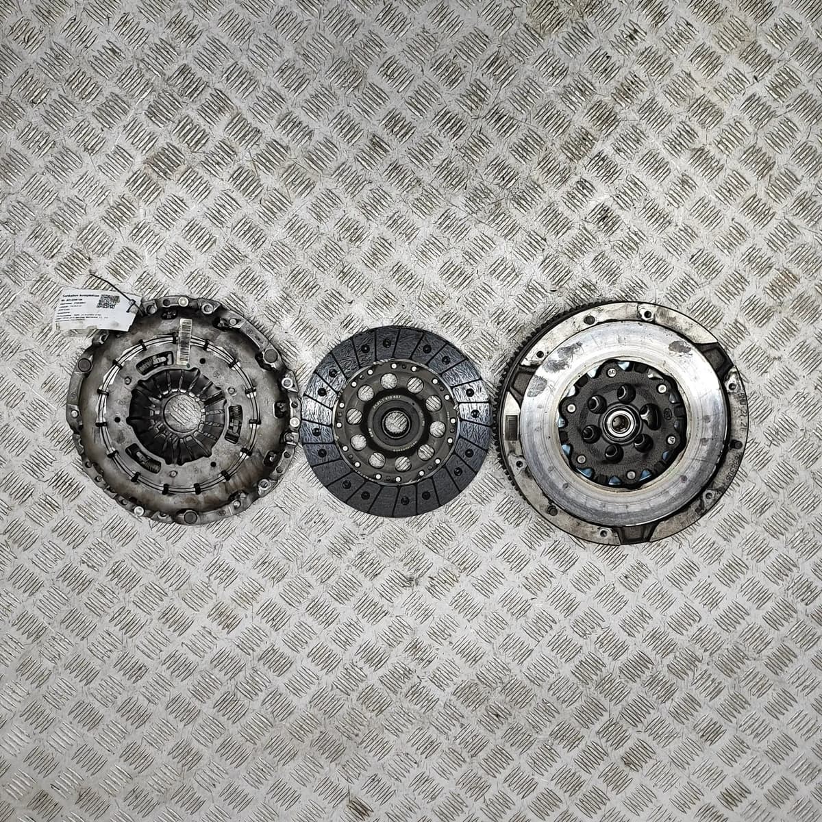 BMW Z4 Roadster E89 Clutch Kit 7610857 2.0 Petrol 115kW 2016 31228736
