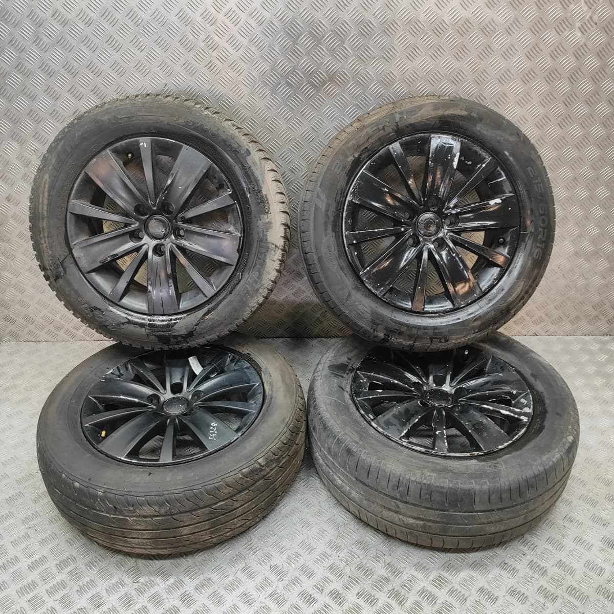 VW SHARAN 7N Alloy Wheel Set R16 7N0501025A 2.0 Diesel 103kw 2012 31250543