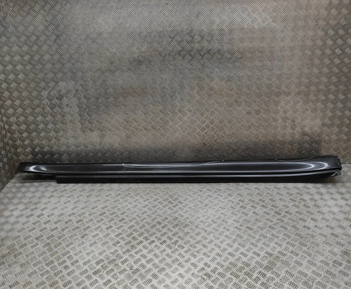 PORSCHE PANAMERA 970 Right Side Plastic Sideskirt Cover 97055950200 2012