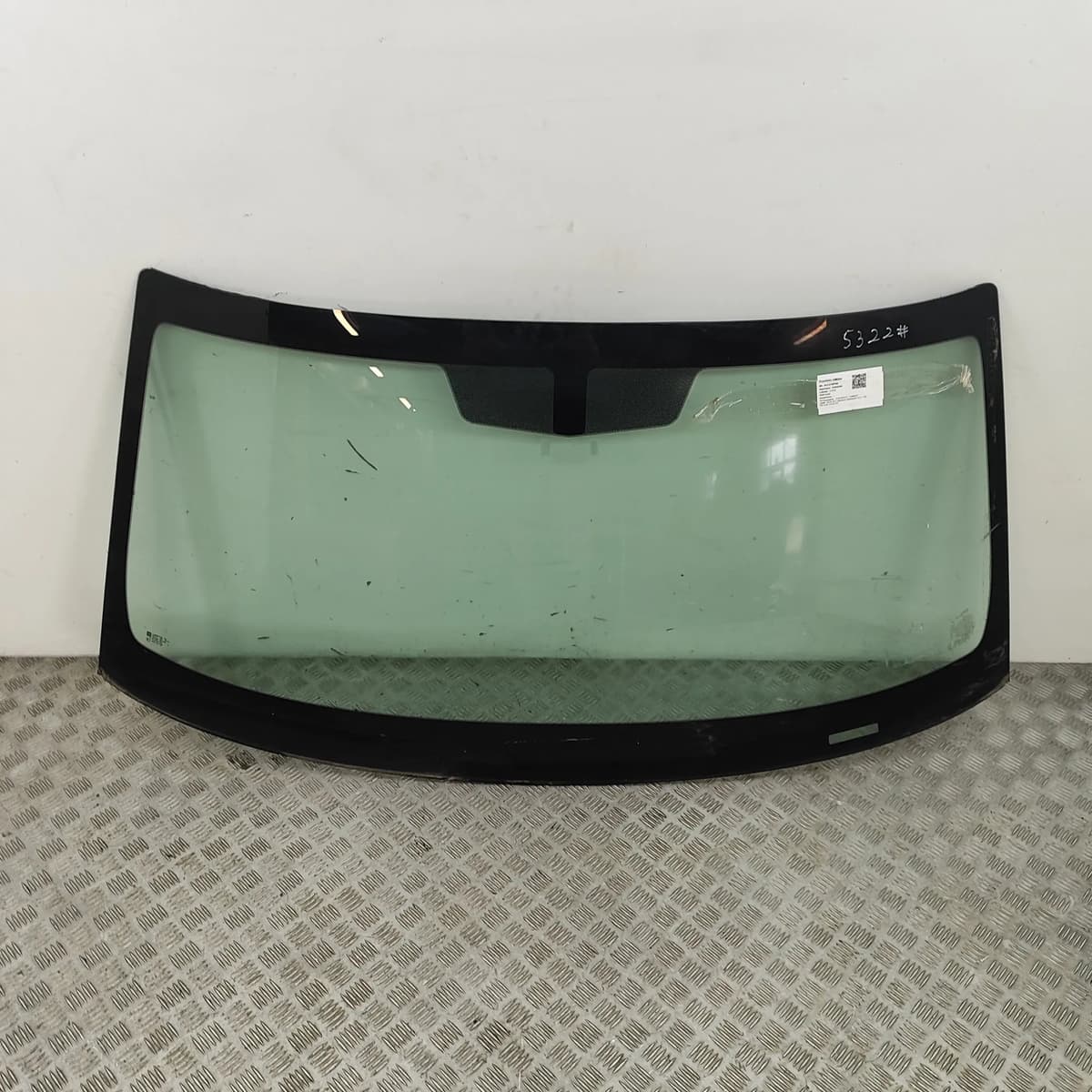 CHEVROLET CAMARO Front Windshield 84017278 6.2 Petrol 318kw 2011 31278745