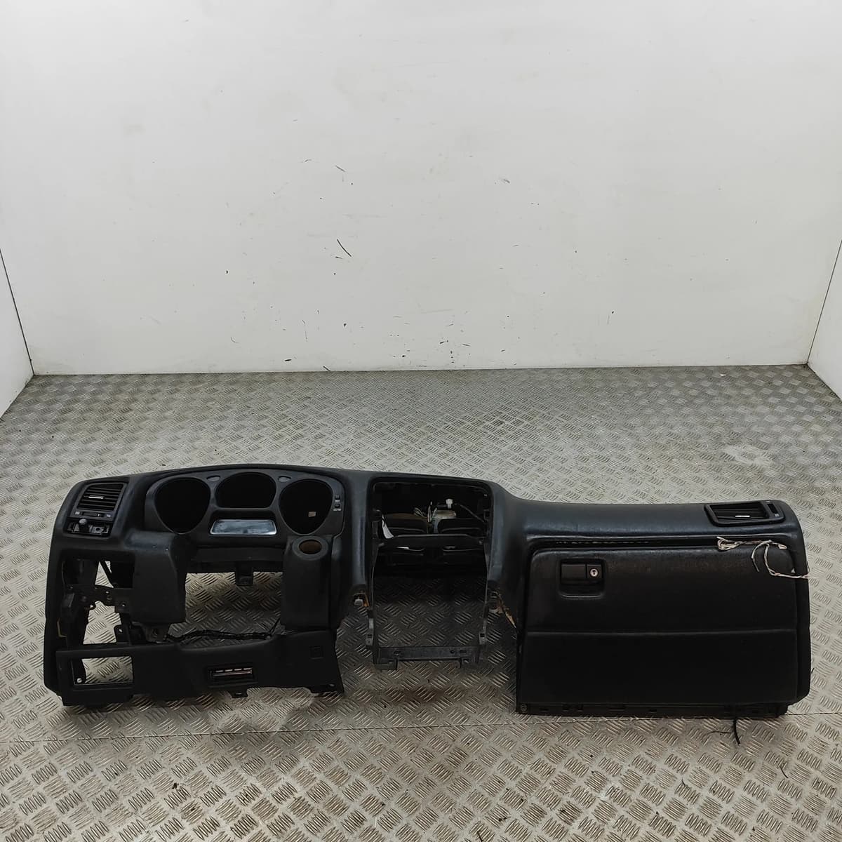LEXUS GS MK2 S160 Dashboard 55950-30140 LHD 1997 31292737