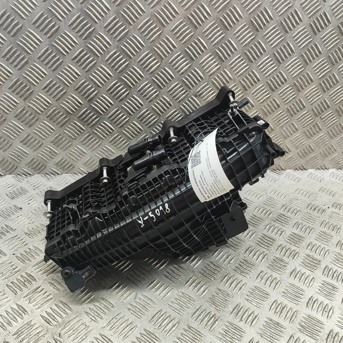 VOLVO XC40 536 Intake Manifold 31493966 2.0 Petrol / electricity 120kw 31297212