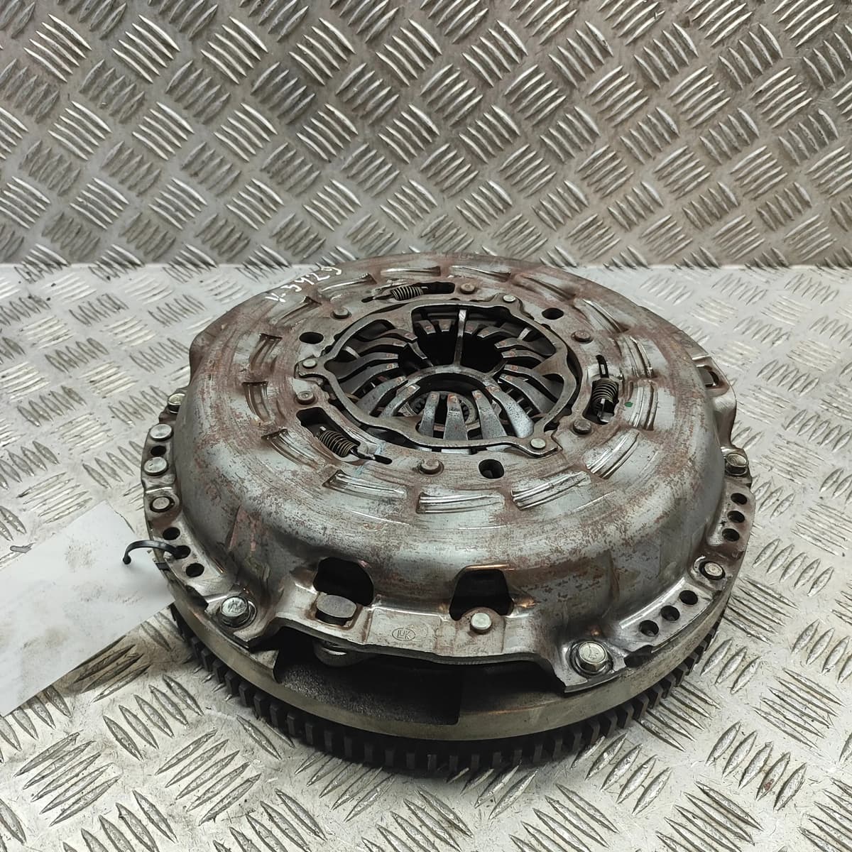 TOYOTA HILUX MK8 Pick-up N1 Clutch Kit 31250-0K361 2.8 Diesel 150kw 31302134