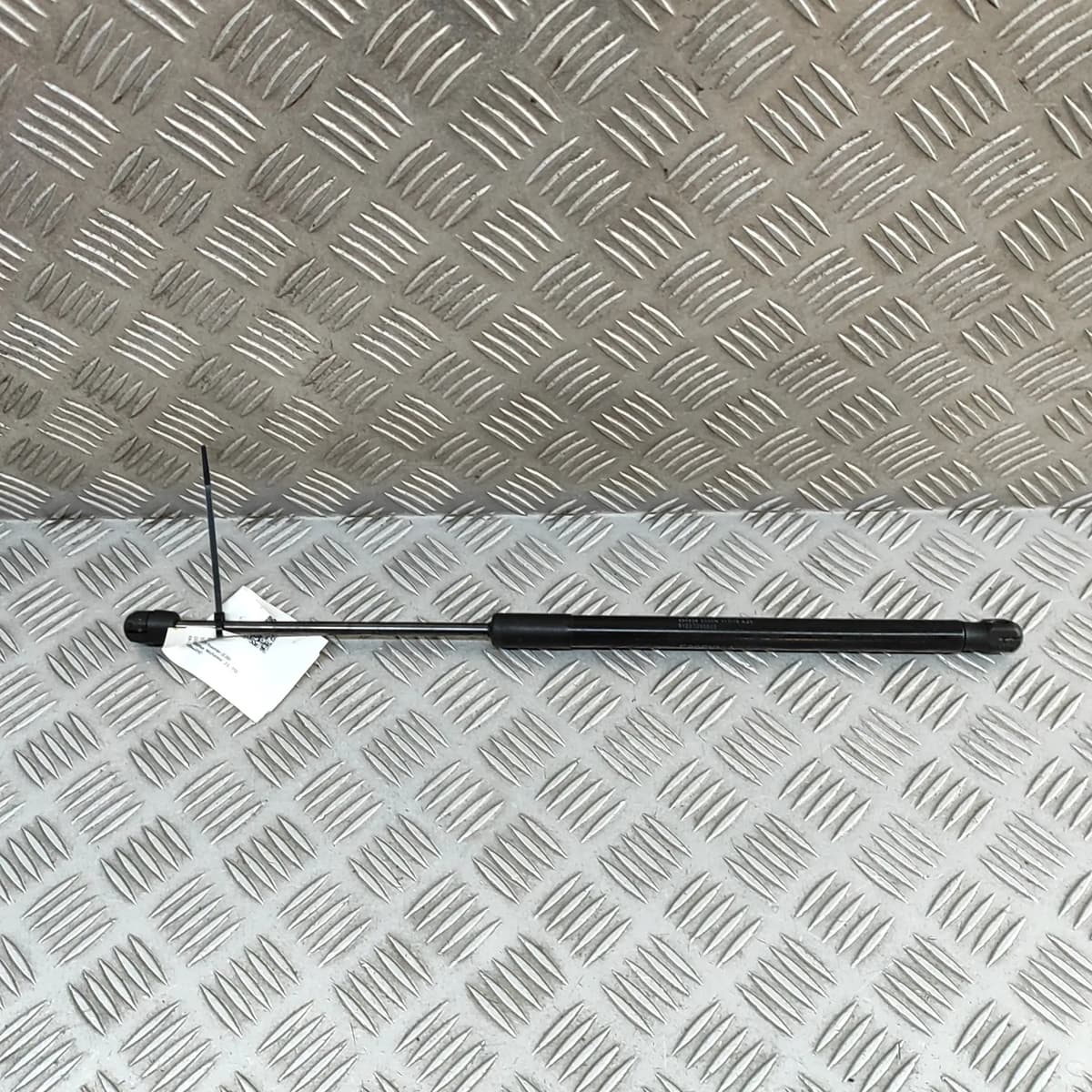 BMW Z4 Roadster E89 Front Right Bonnet Strut 7285823 2.0 Petrol 115kw 31320751