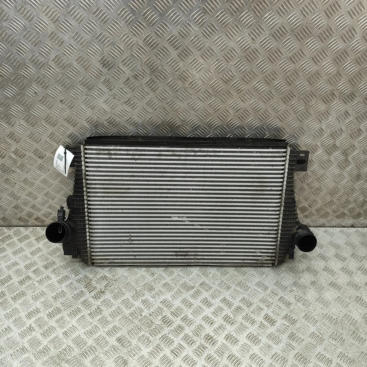 VW AMAROK 2H S1B Cooling Radiator 2H6145804 3.0 Diesel 165kw 2018 31354847