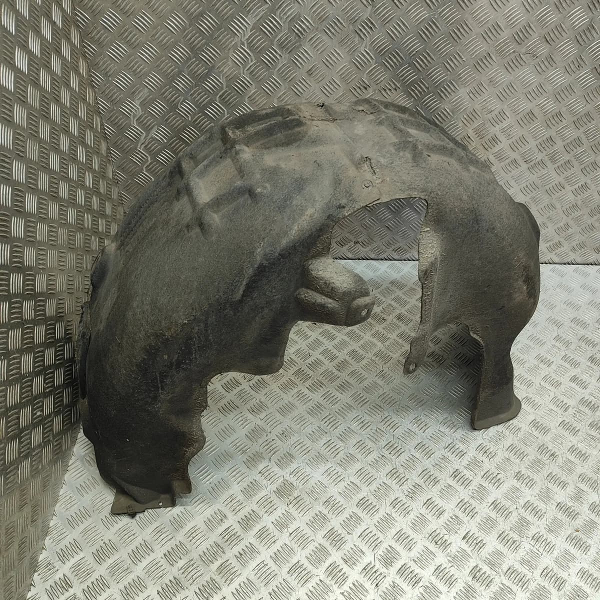 AUDI A6 Avant C7 4G Rear Right Arch Liner 4G0810172B 2.0 Diesel 140kW 2015