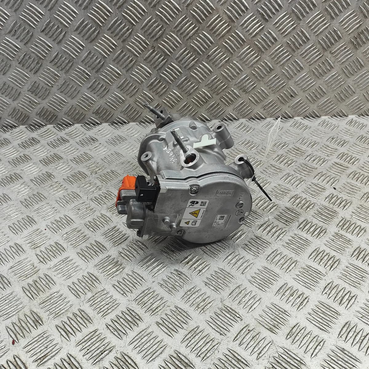 FORD KUGA MK3 DFK Air Condition A/C Pump PZ1A-19D626-DB 31402353