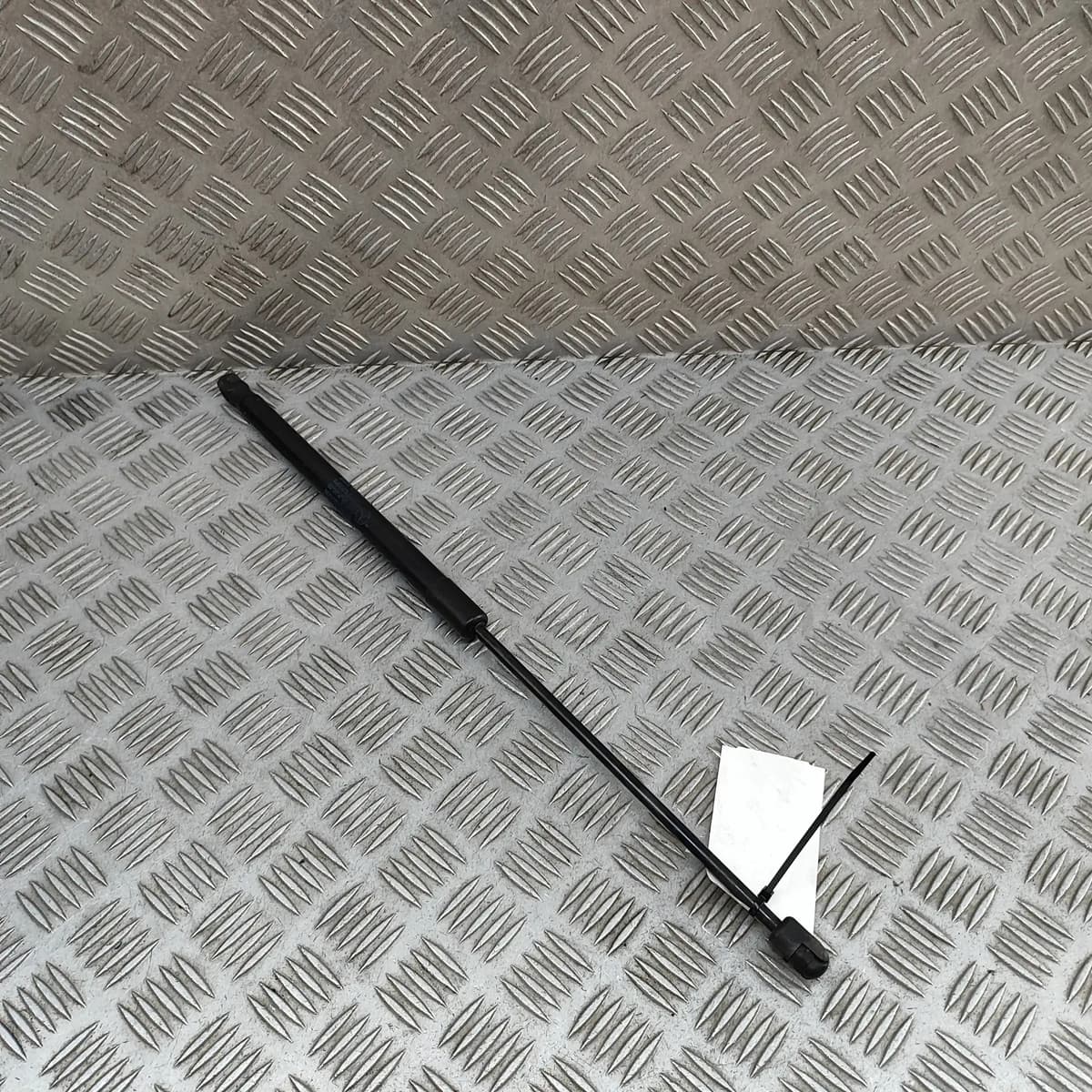 MERCEDES-BENZ AMG GT C190 Front Right Bonnet Strut A1979800264 2016 31494822