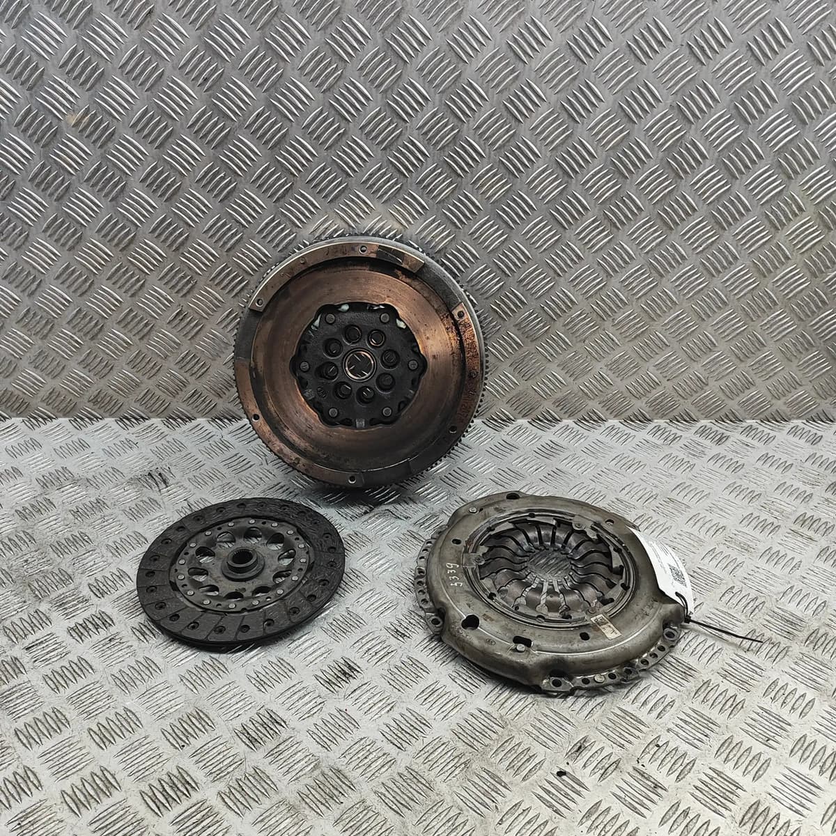 MINI COOPER F56 Clutch Kit 8671938 1.5 Petrol 100kW 2014 31535314