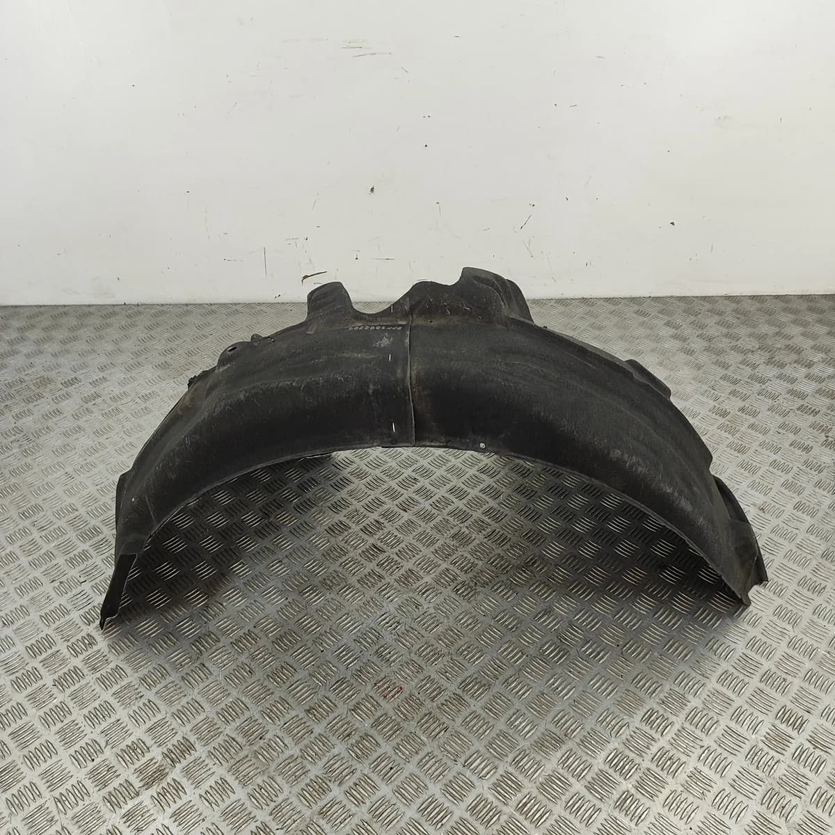 AUDI A6 Avant 4G C7 Front Left Arch Liner 4G0821133D 2.0 Diesel 140kW 2016