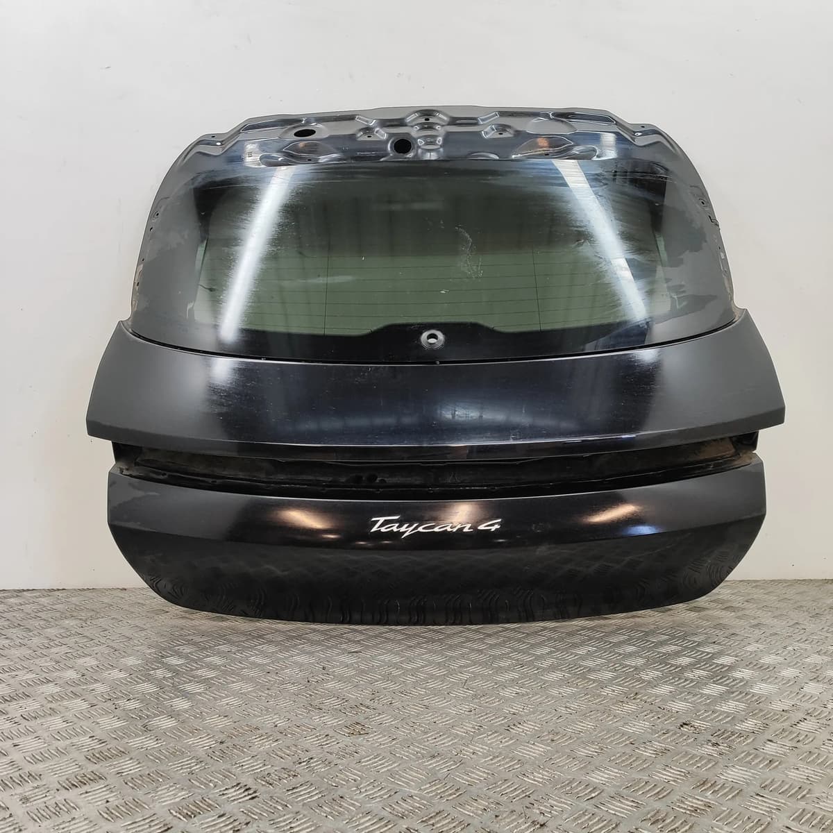 PORSCHE Taycan Tailgate Bootlid 9J0827025Y Electricity 350kw 2022 31601149