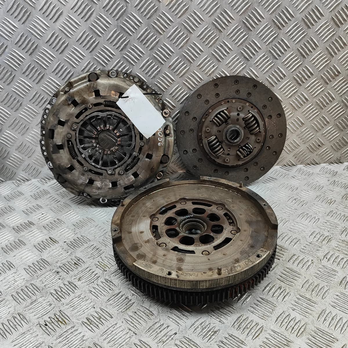 FORD TRANSIT Minibus / passenger Clutch Kit BK21-6477-CC 2.2 Diesel 31601581