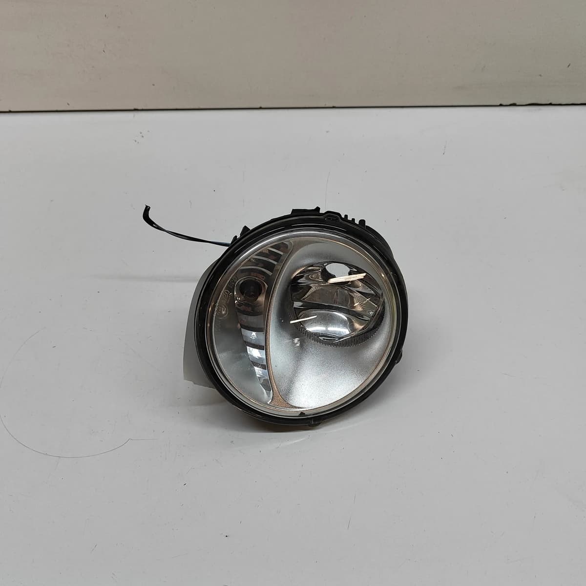 RENAULT TWINGO MK2 CN0 Front Right Fog Light 261509865R 1.2 Petrol 55kw 31602914