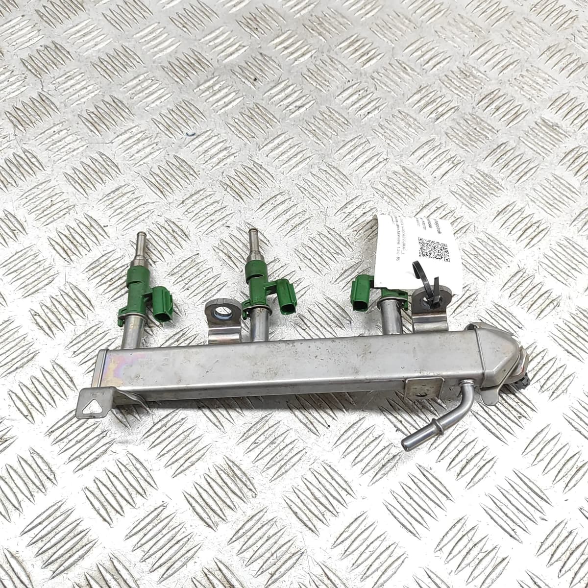 TOYOTA YARIS CROSS XP210 Fuel Rail 23814-15080 1.5 Hybrid 85kW 2024 31618566