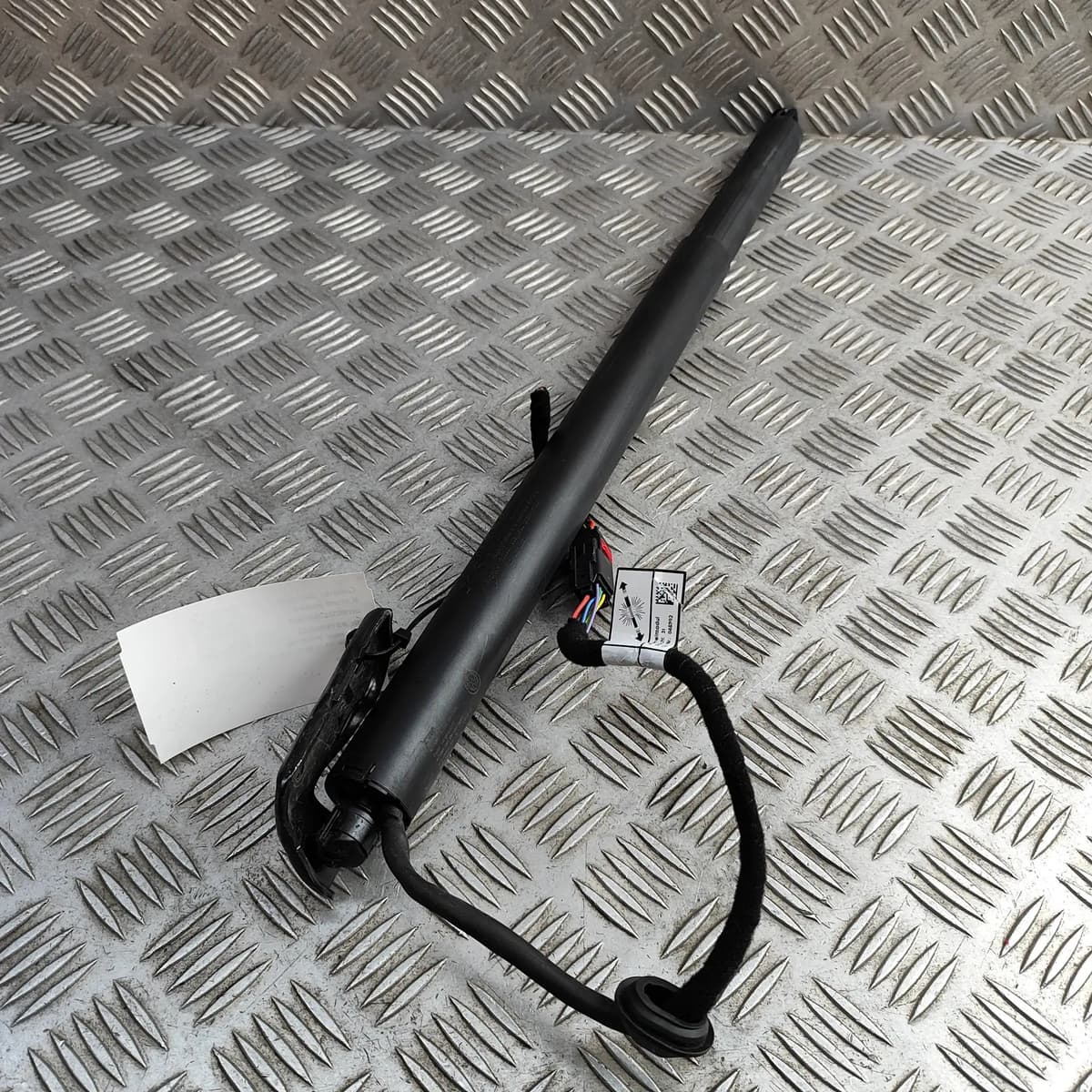 ALFA ROMEO STELVIO 949 Left Side Tailgate Gas Strut 505603960 2024 31640323
