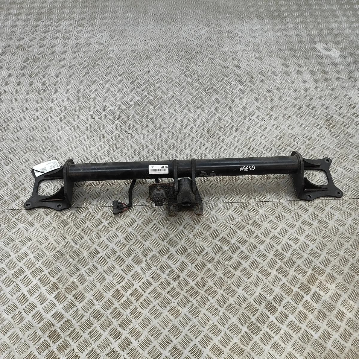 TESLA MODEL X Towbar Kit 1027583-00-F 568kw 2020 31649018