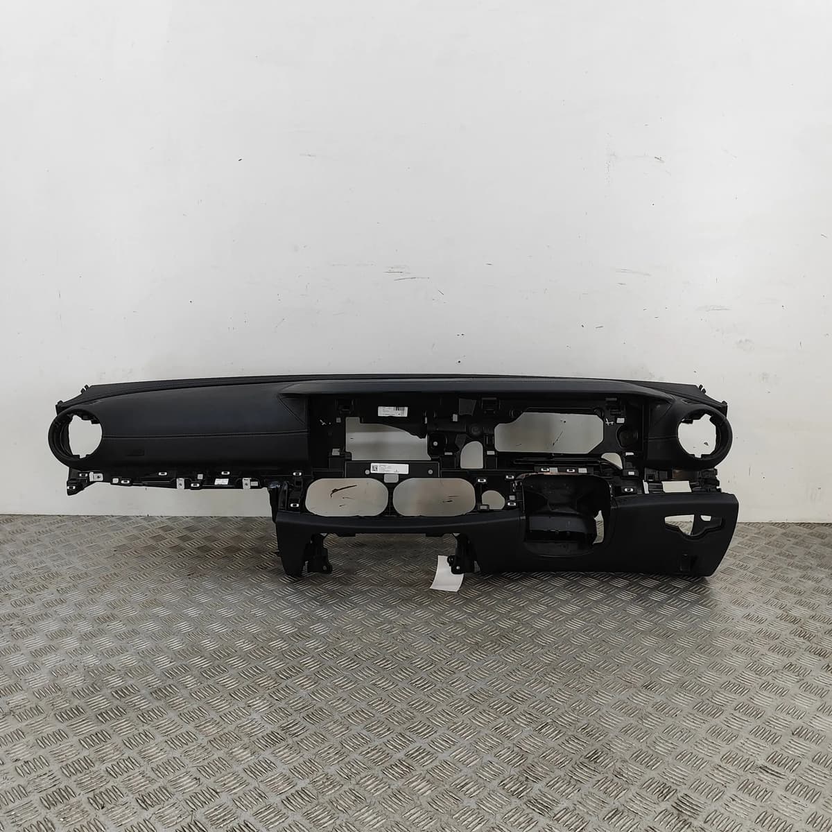 MERCEDES-BENZ E Cabrio A238 Dashboard RHD A2136809904 2.0 Diesel 2020 31649588