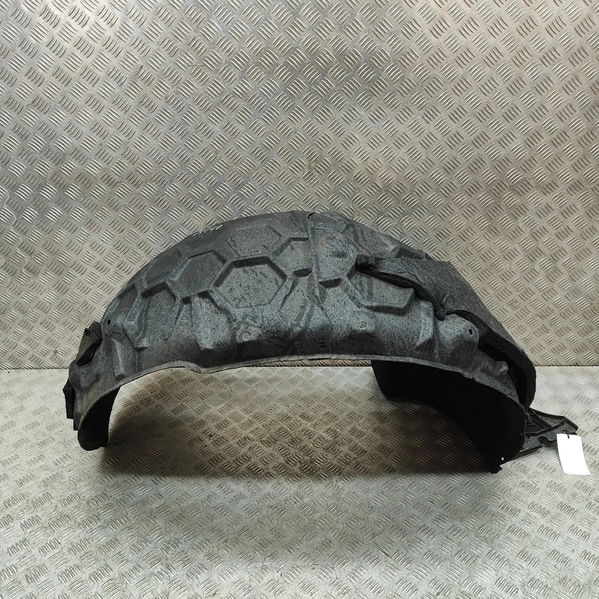 AUDI Q7 4M Rear Left Arch Liner 4M0810171G 3.0 Diesel 200kW 2016 31716411