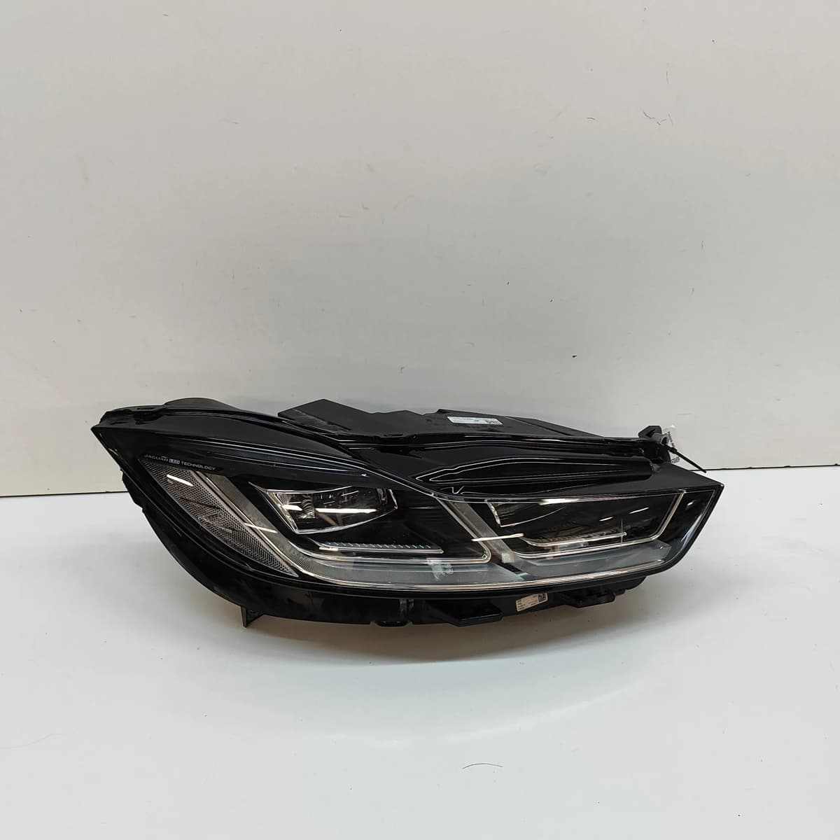 JAGUAR I-PACE X590 Front Right Headlight J9D3-13W029-EA LHD 2018 31717189