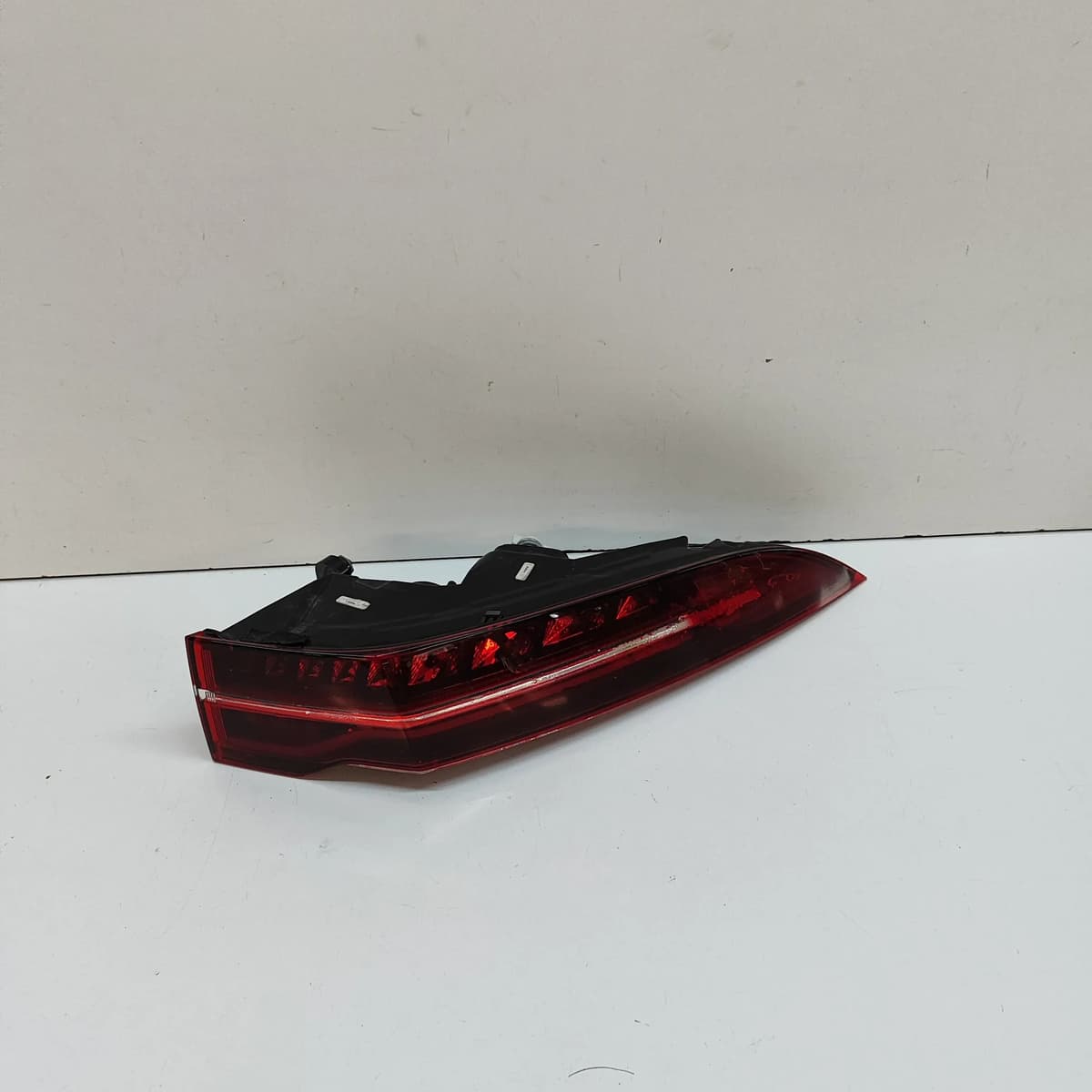 JAGUAR I-PACE X590 Rear Right Tail Light J9D3-13404-CC LHD 2018 31717192