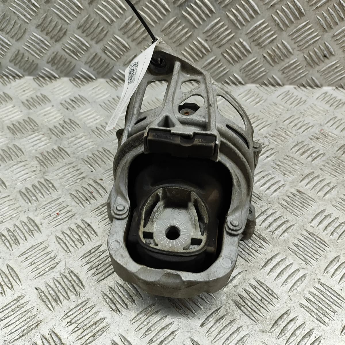 AUDI A5 F5 Left Side Engine Mount 4M0199371FC 2.0Mild Hybrid 110kw 2019 31798774