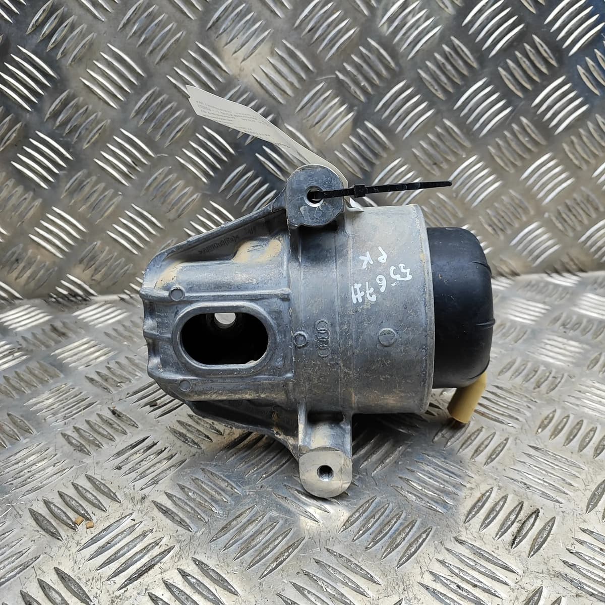 AUDI A5 Avant B10 Left Side Engine Mount 8B3199371BQ 2.0 Hybrid 150kW 2024