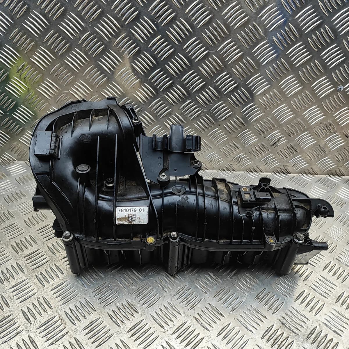 BMW 1 E87 Intake Manifold 7810179 2.0 Diesel 105kw 2009 31862483