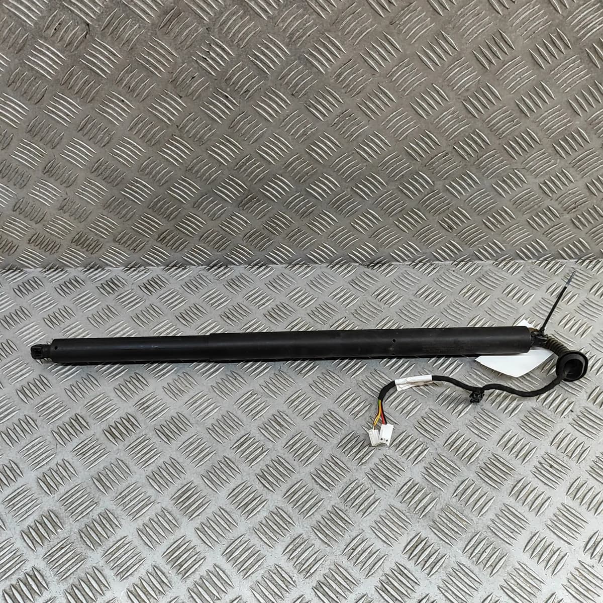 MERCEDES-BENZ GLB X247 Left Side Tailgate Gas Strut A2478902500 2024 31863254